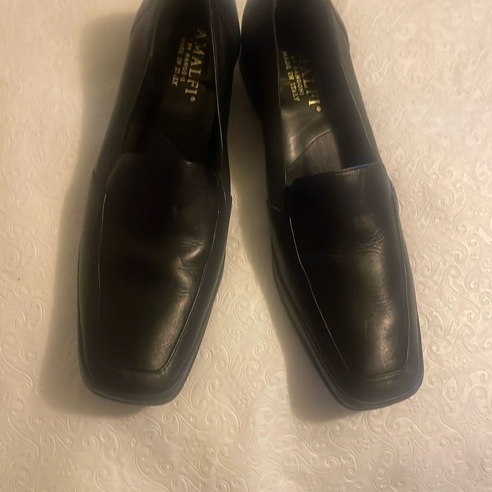 Amalfi Black Leather Loafers Women’s - Picture 2 of 7